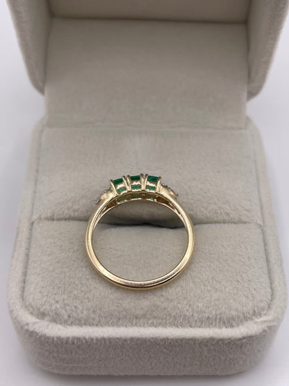 9ct gold emerald and zircon ring