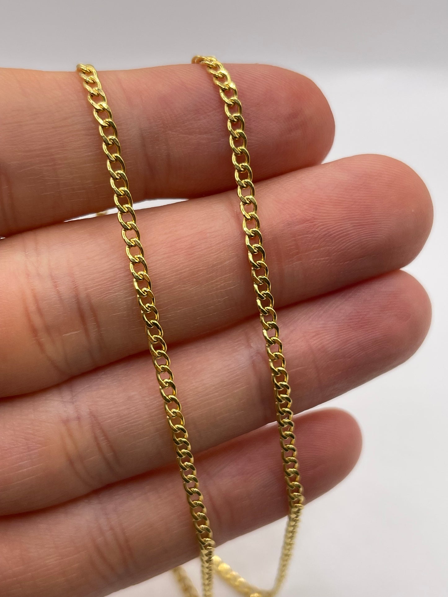 9ct gold chain 490