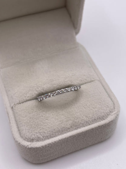 18ct white gold diamond ring
