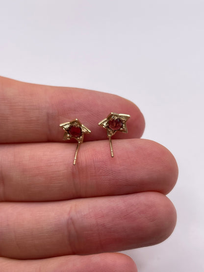 9ct gold garnet earrings