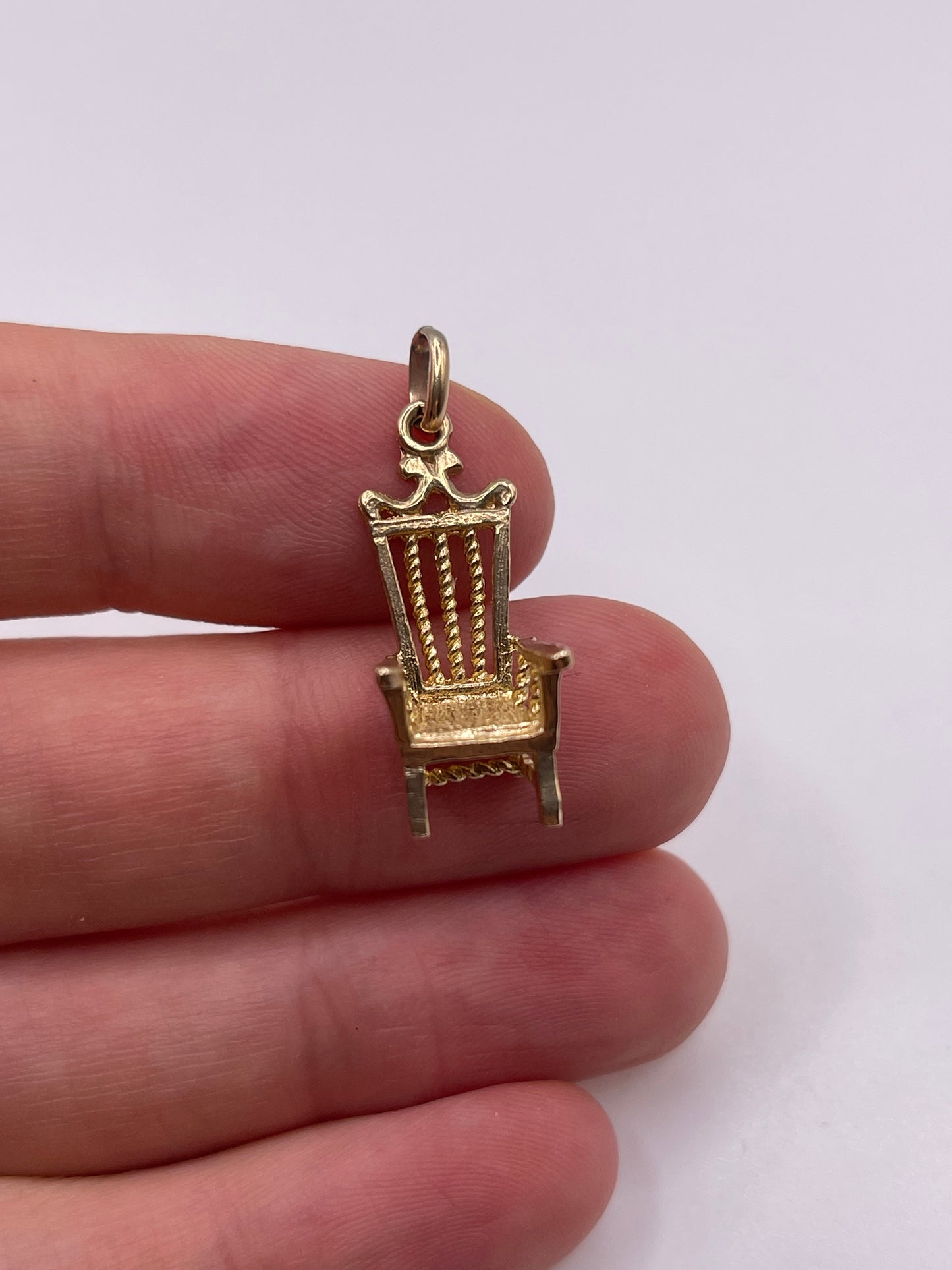 9ct gold chair charm