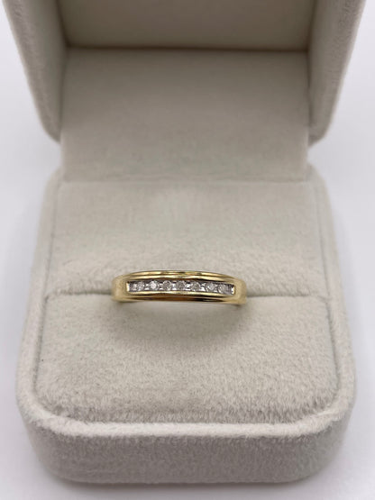 9ct gold diamond ring