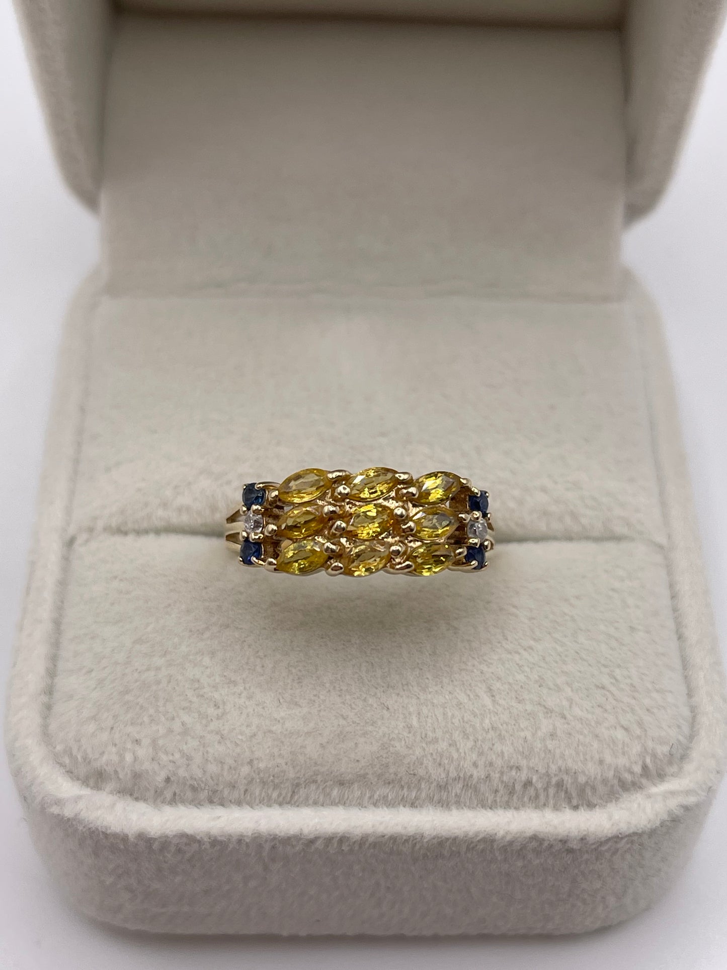 9ct gold sapphire and diamond ring