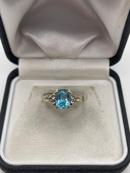 9ct gold topaz and diamond ring