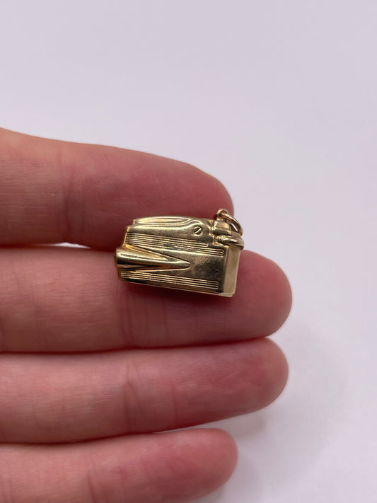 9ct gold lighter charm