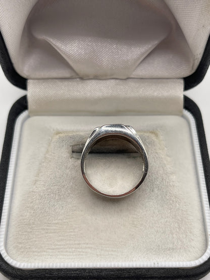 9ct white gold diamond ring