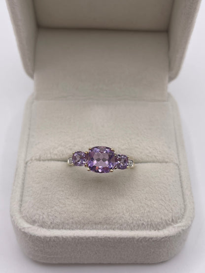 9ct gold amethyst and diamond ring