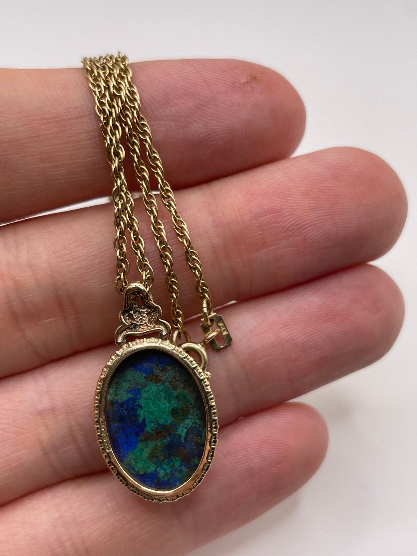 9ct gold gemstone necklace
