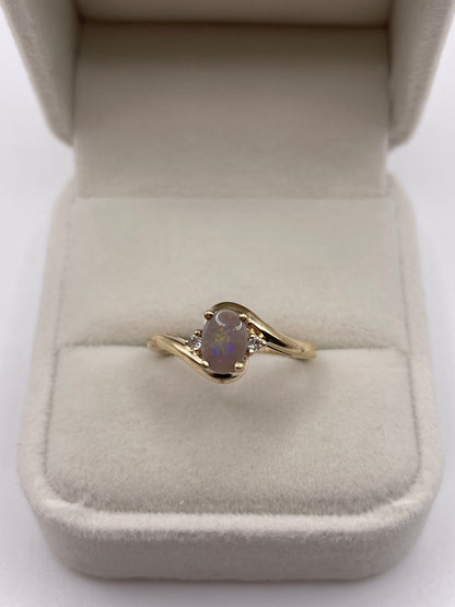 9ct gold opal and zircon ring