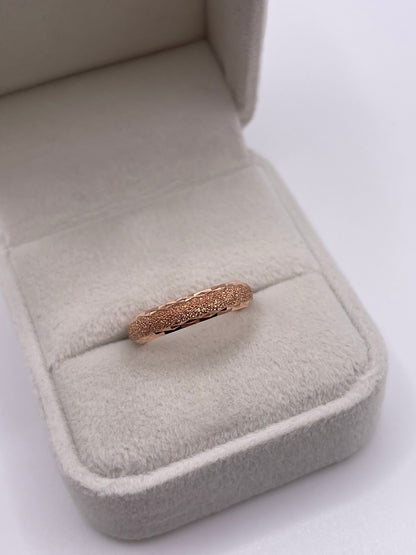 9ct rose gold band