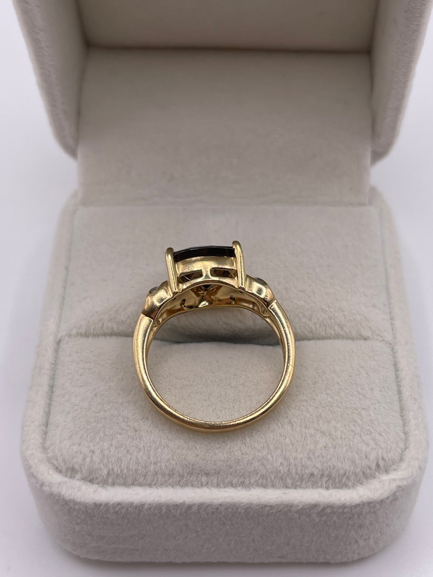 9ct gold Smokey quartz, garnet and diamond ring