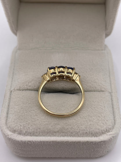 9ct gold tanzanite and diamond ring