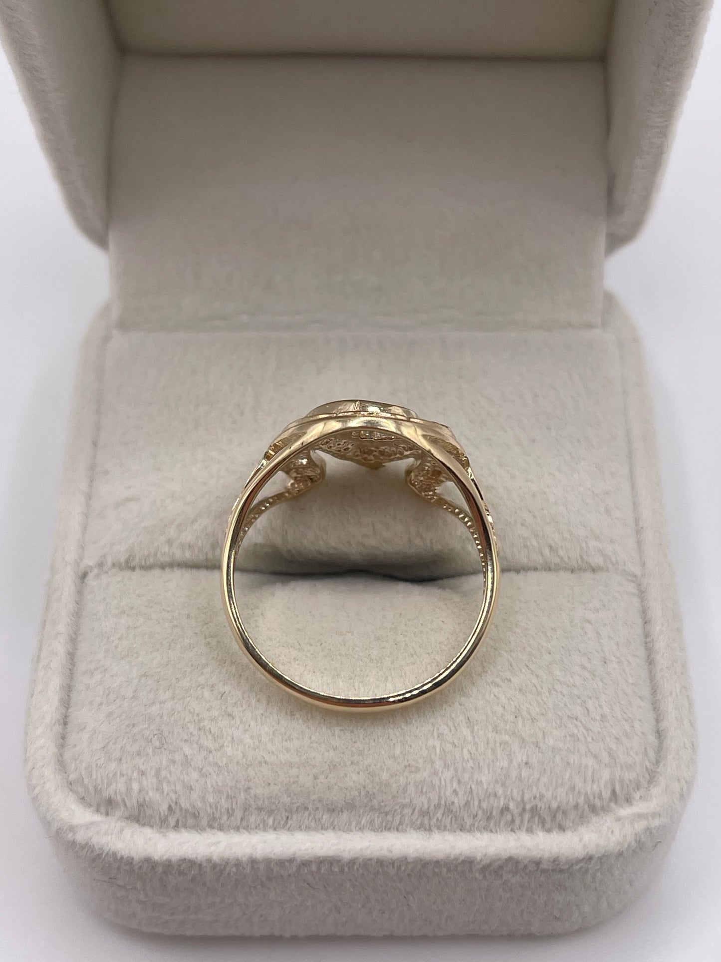 9ct gold horseshoe ring