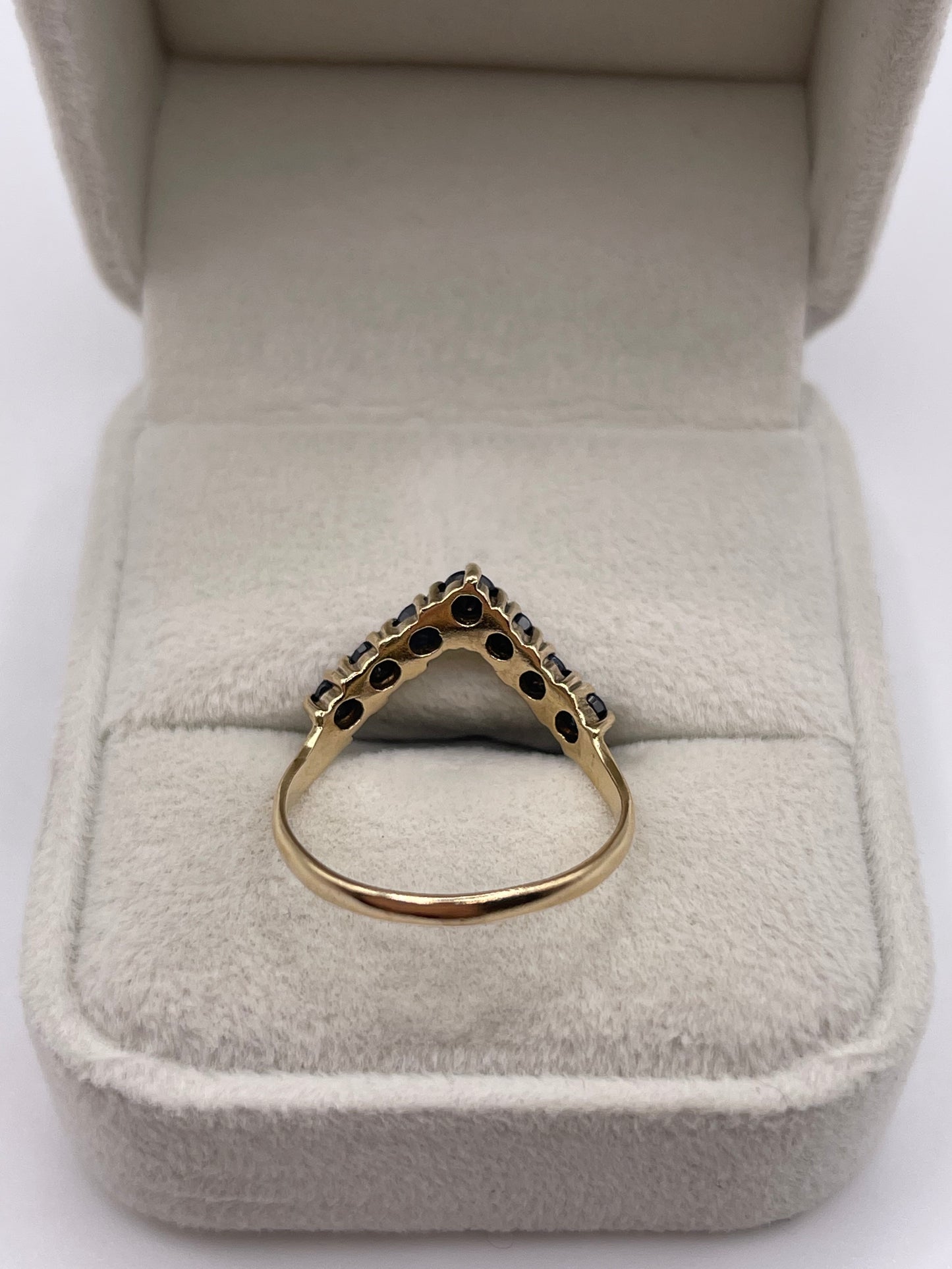 9ct gold sapphire wishbone ring