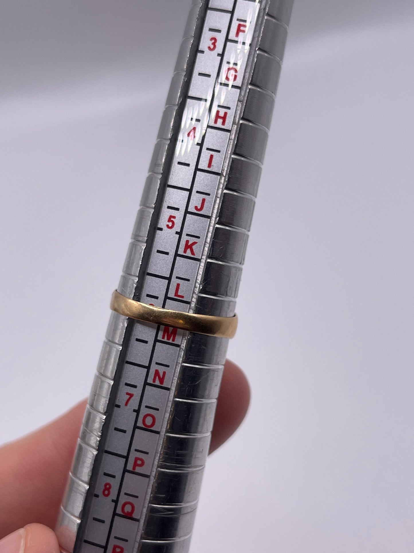 Antique 18ct gold diamond gypsy ring