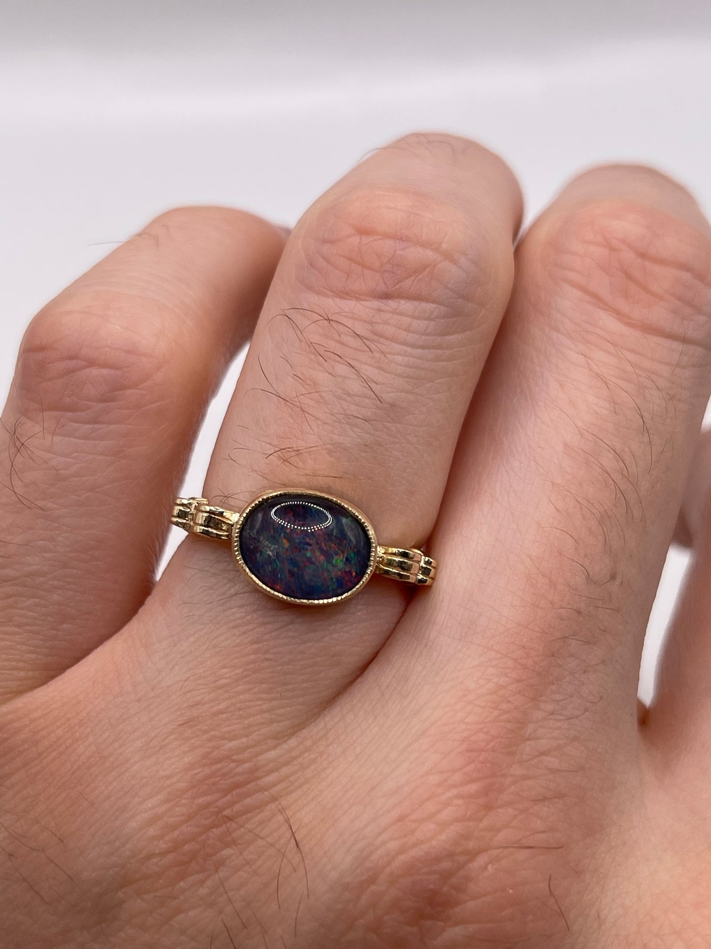 9ct gold opal triplet ring