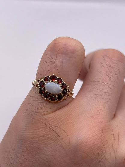 9ct gold opal and garnet ring