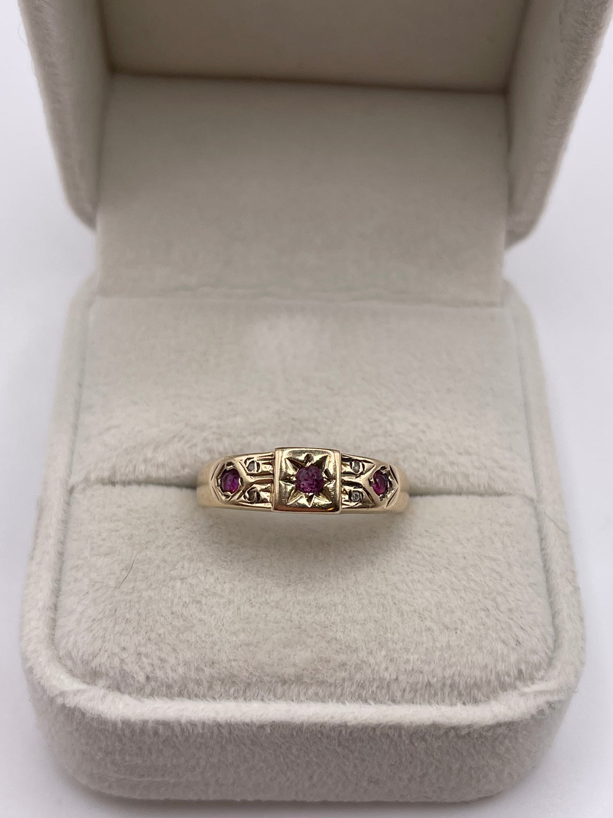 9ct gold ruby and diamond gypsy ring