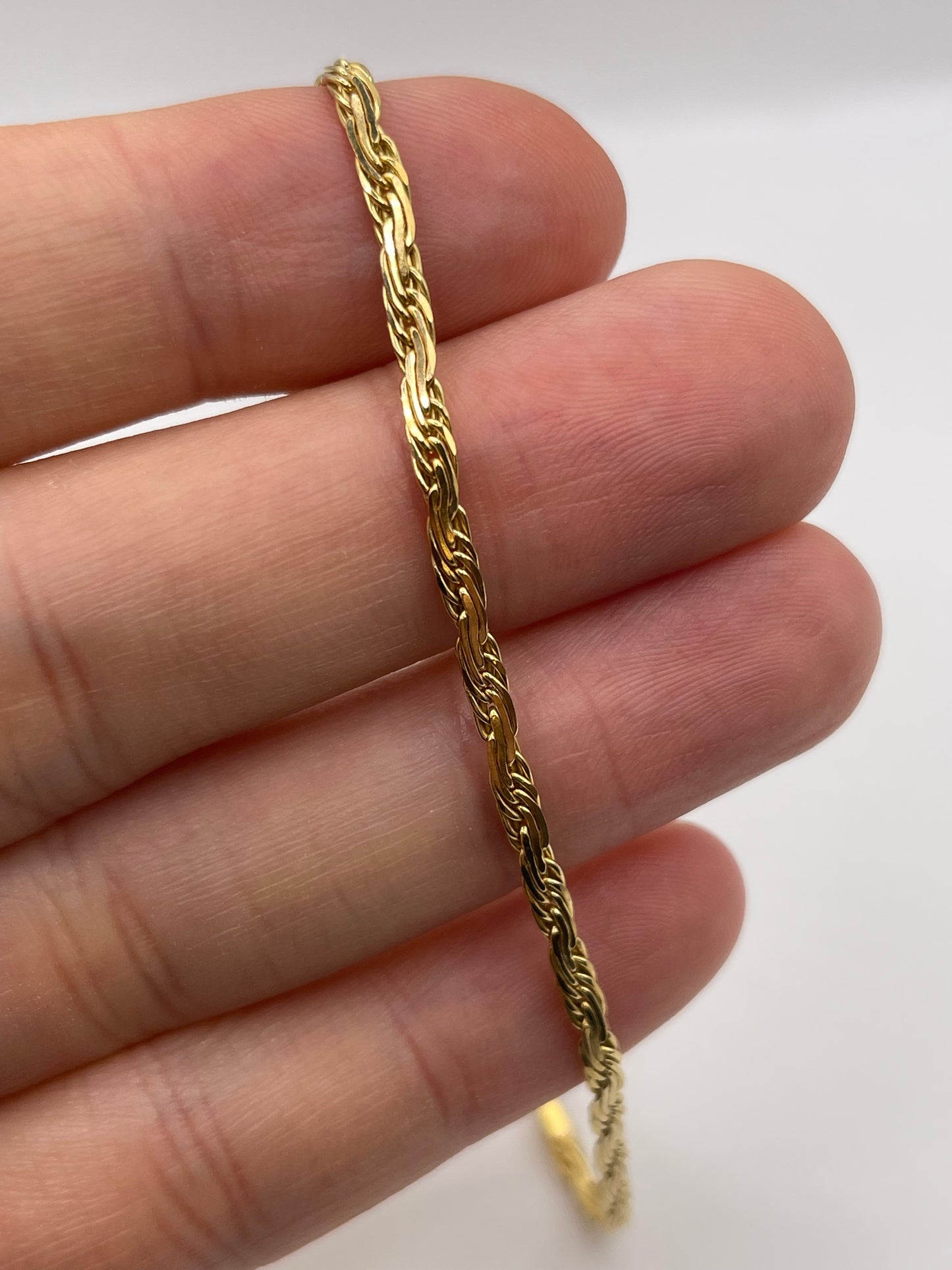 9ct gold bracelet