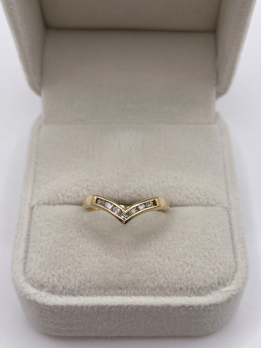 9ct gold diamond wishbone ring