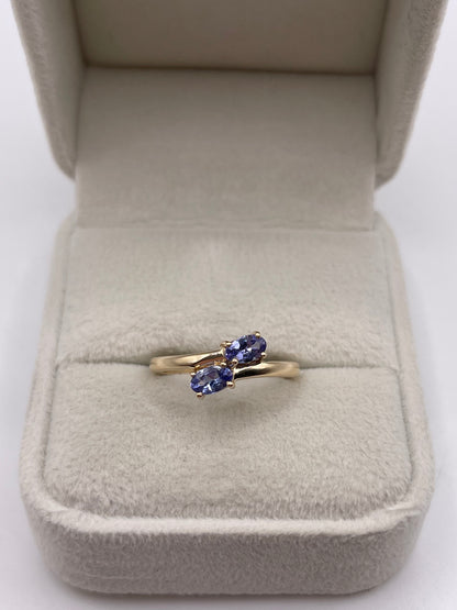 9ct gold tanzanite ring