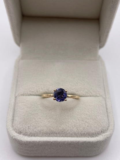 9ct gold iolite and diamond ring