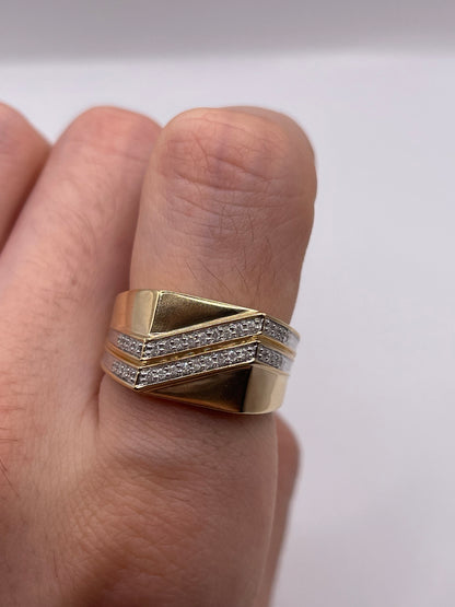 9ct gold diamond signet ring