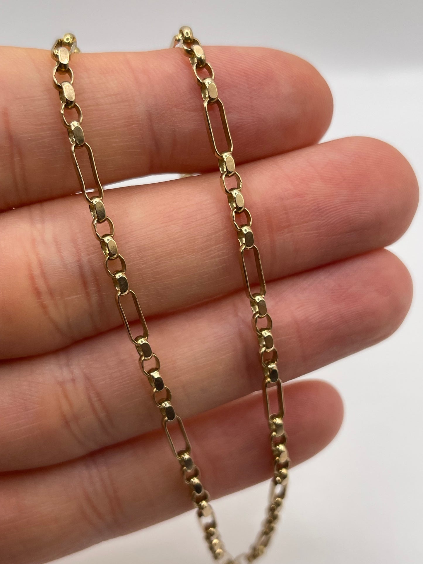 9ct gold chain 460