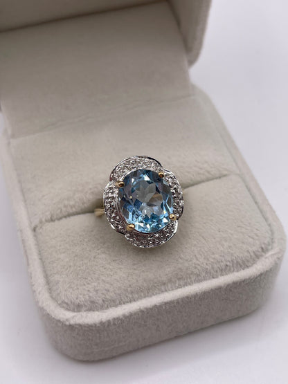 9ct gold topaz and diamond ring