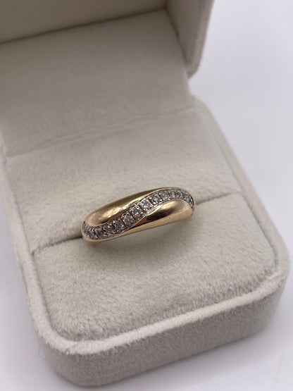 9ct gold diamond ring