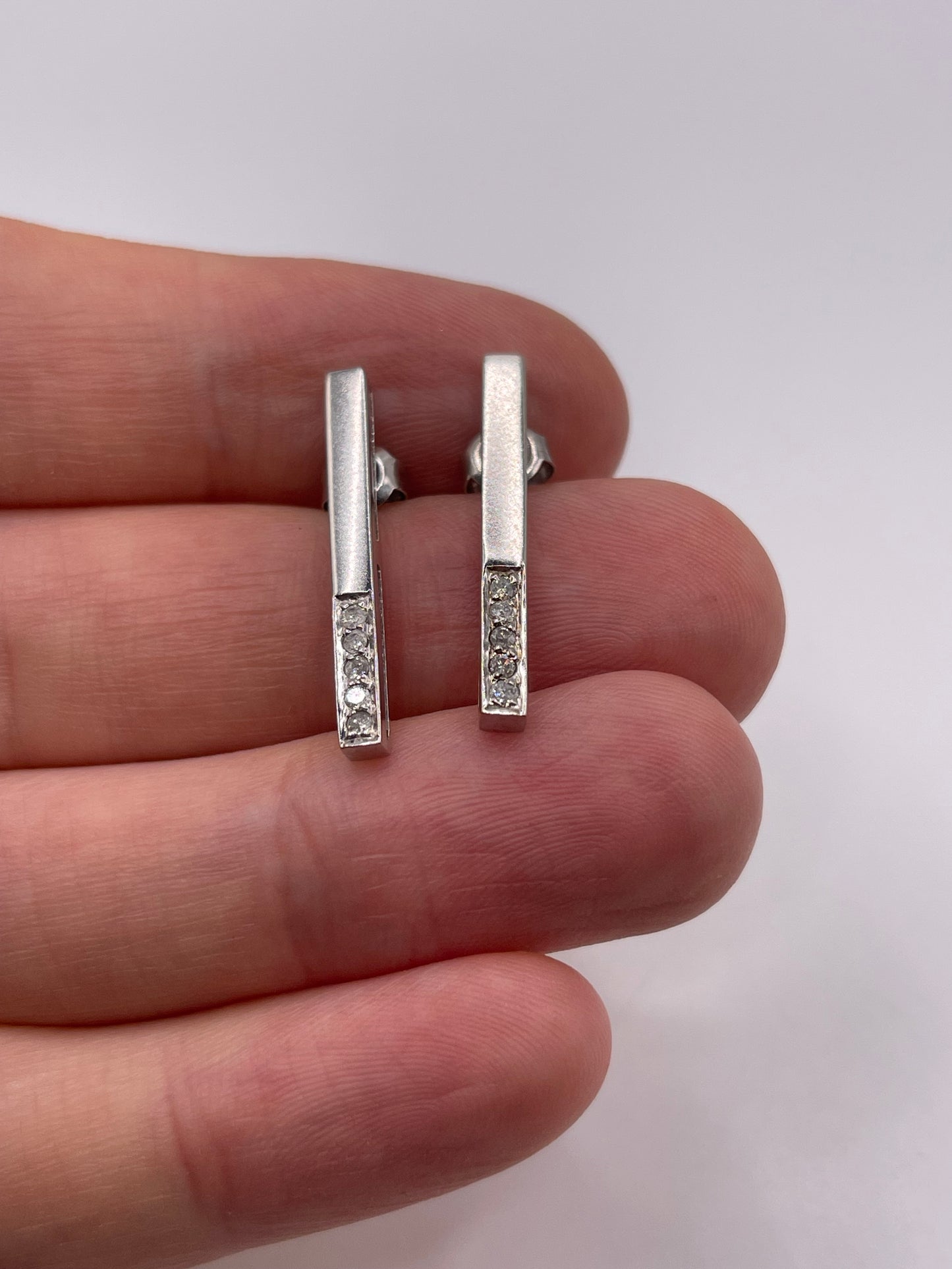 9ct white gold diamond earrings