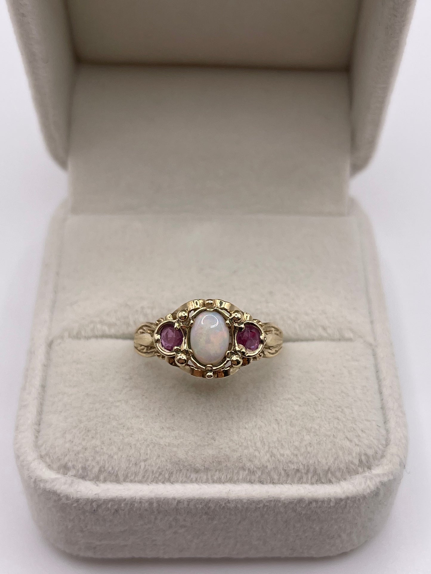 9ct gold opal and ruby ring