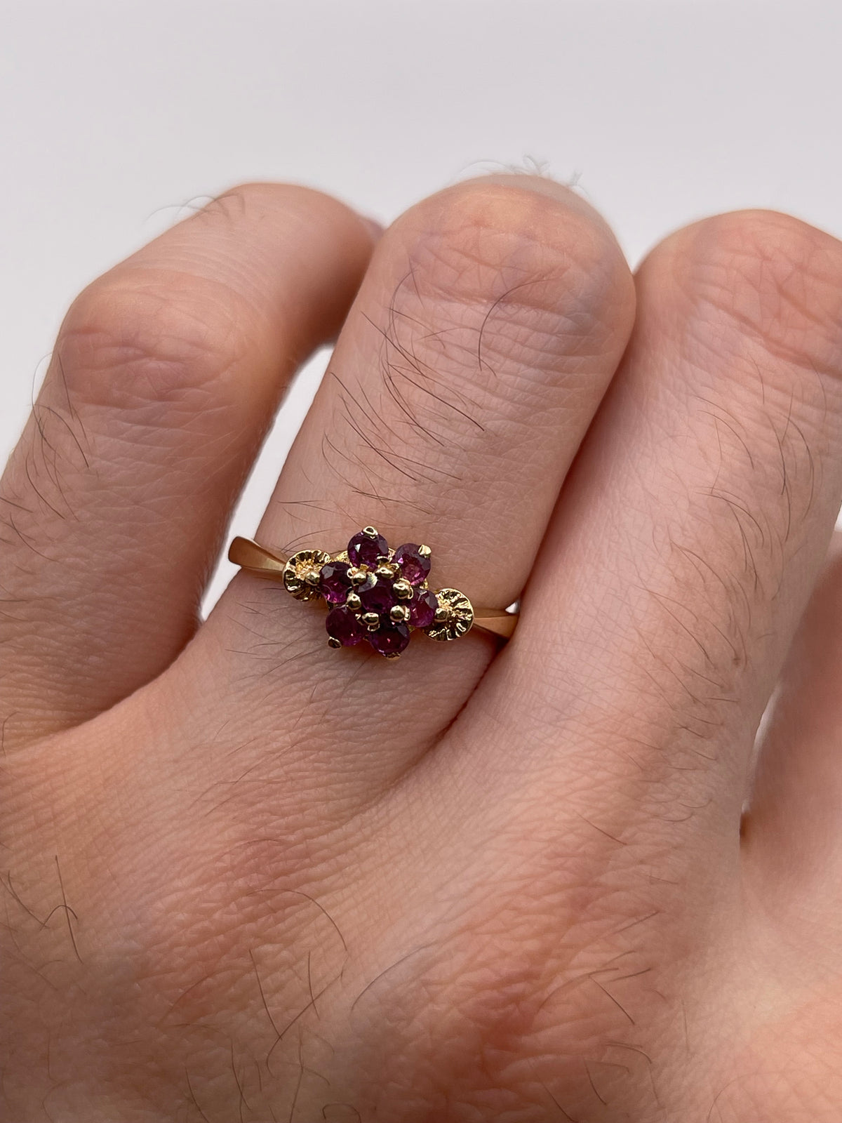 9ct gold ruby cluster ring