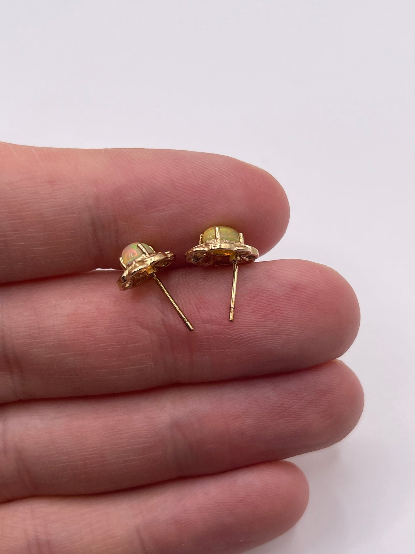 9ct gold opal earrings