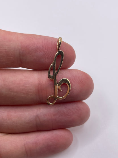 9ct gold initial L pendant