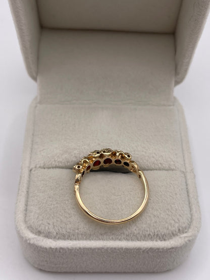 9ct gold garnet ring