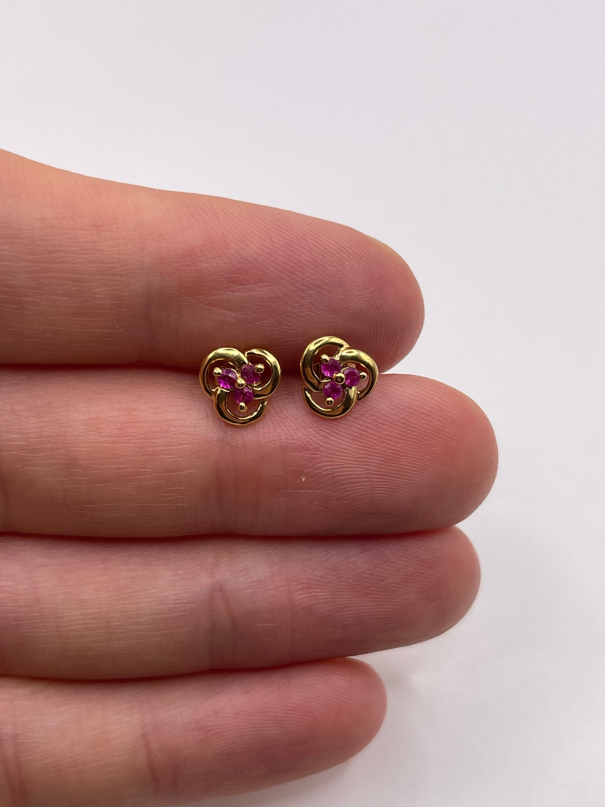 9ct gold ruby earrings