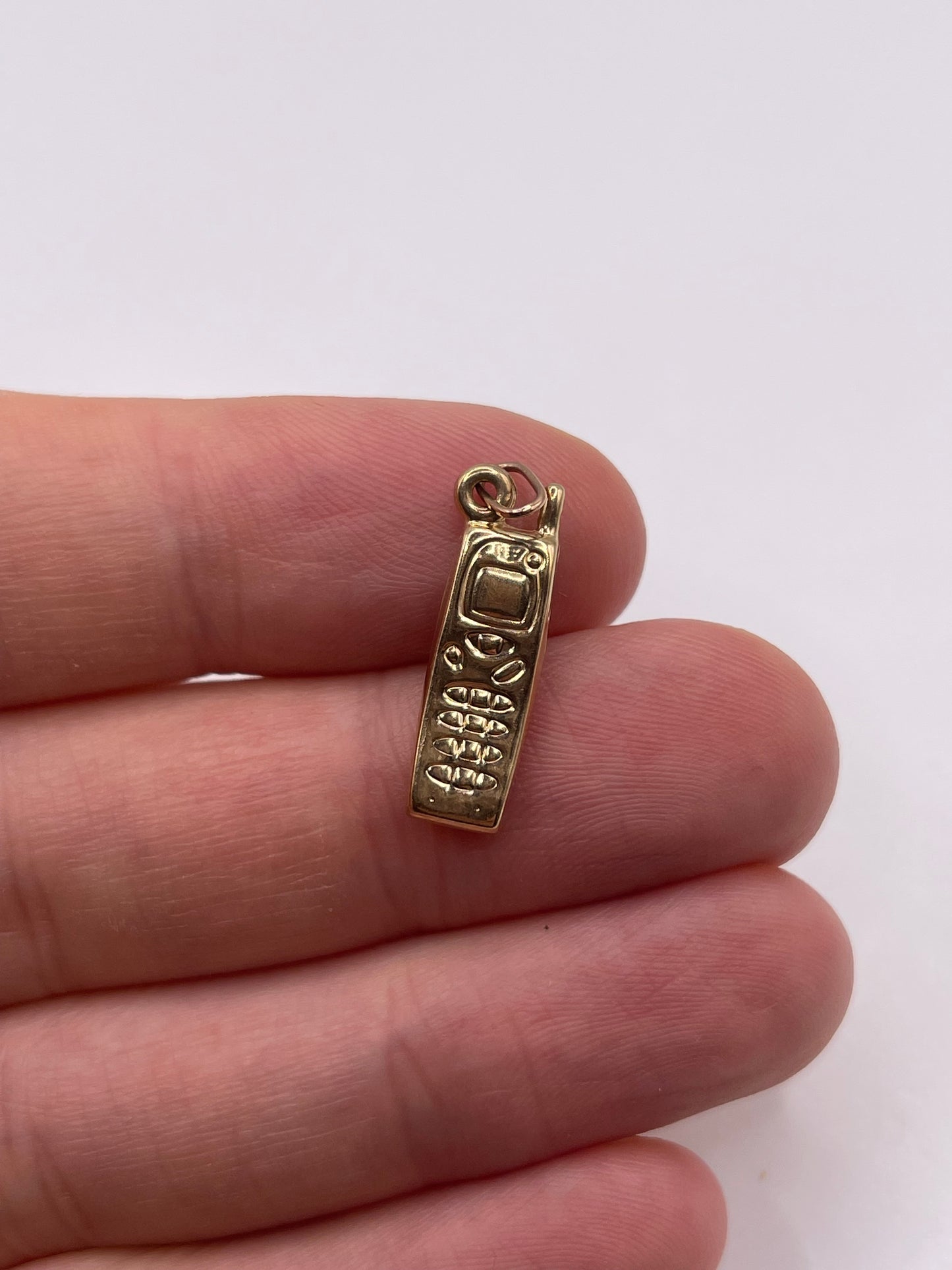 9ct gold mobile phone charm