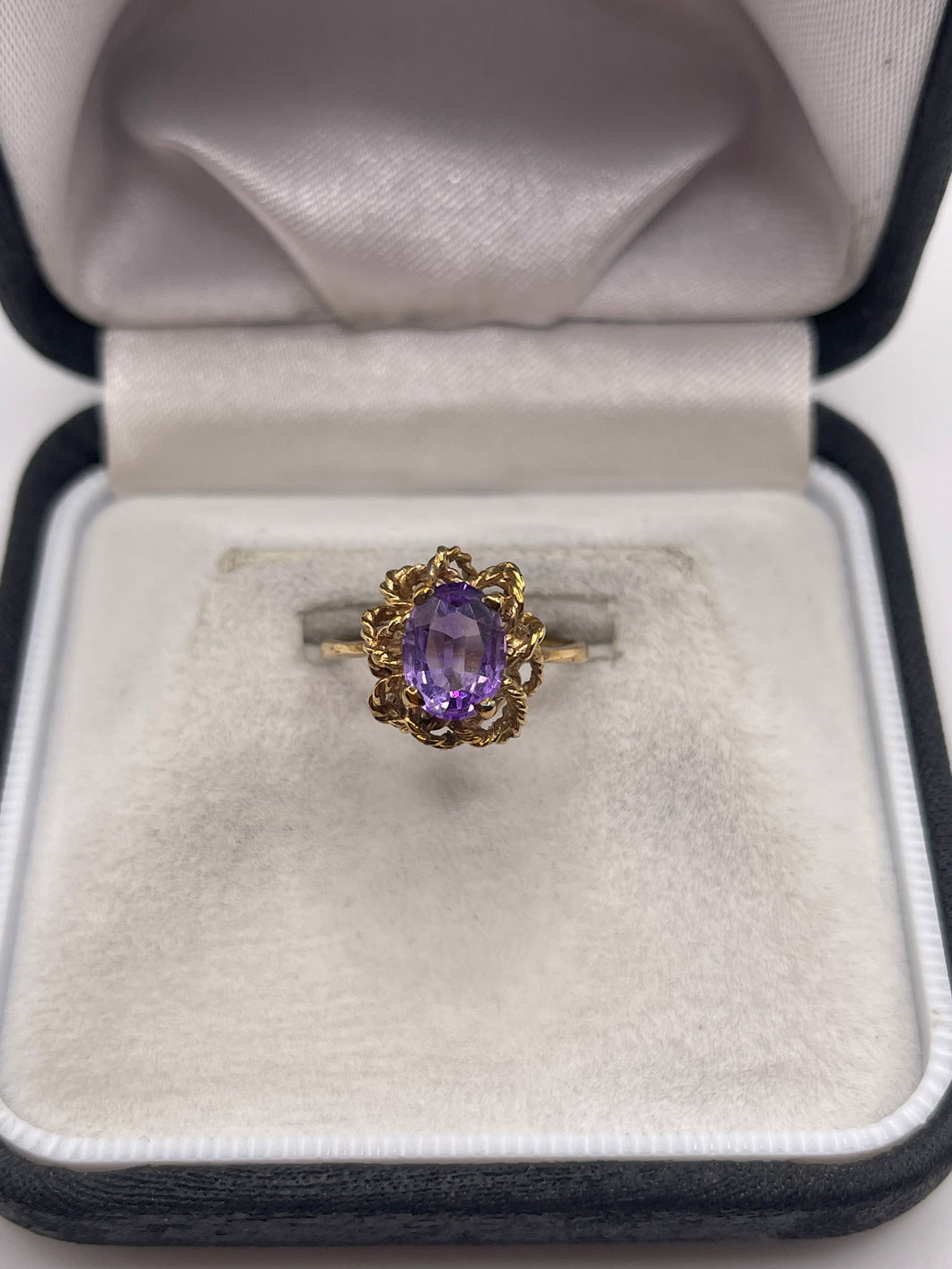 9ct gold amethyst ring