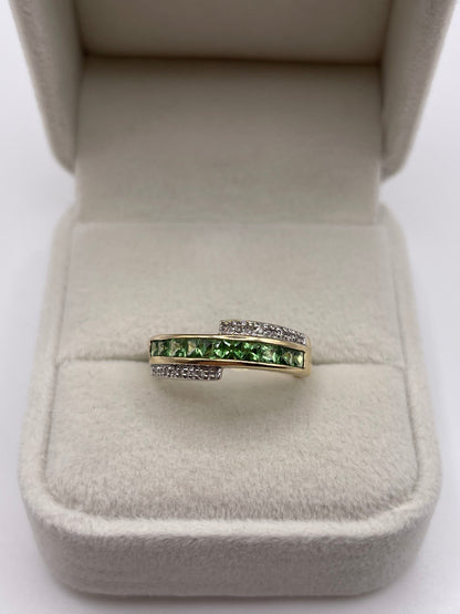 9ct gold tsavorite garnet and diamond ring