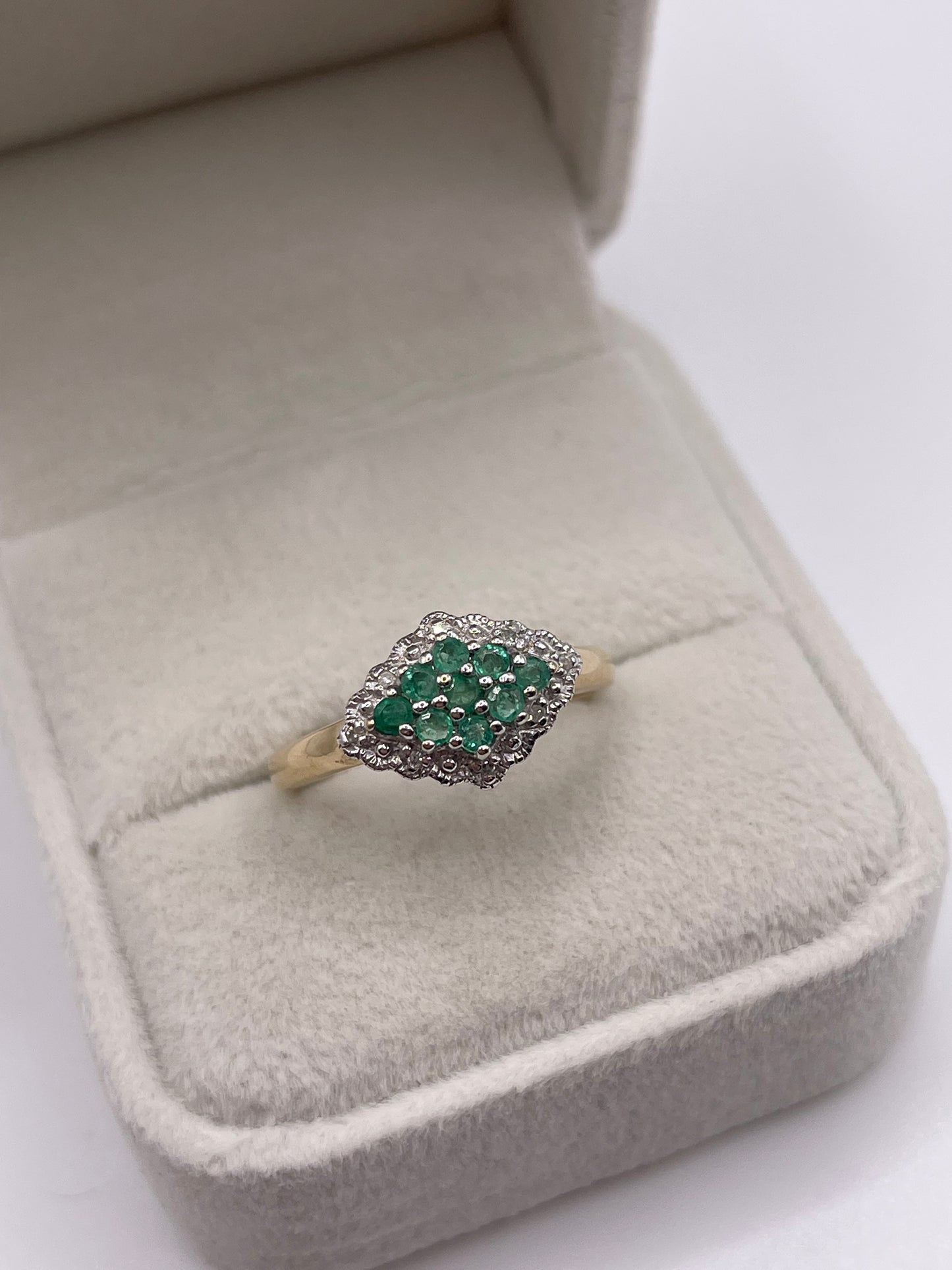 9ct gold emerald and diamond ring