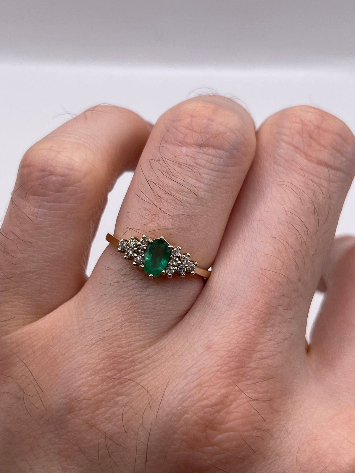 9ct gold emerald and diamond ring