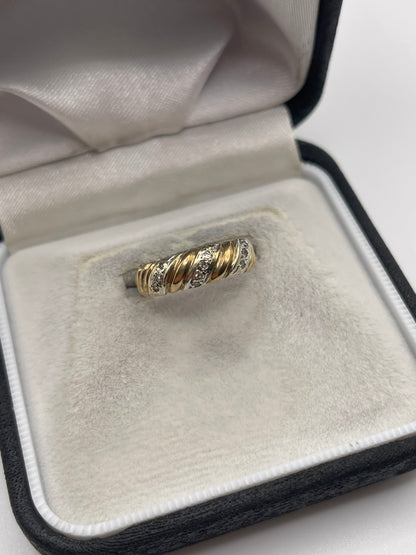 9ct gold diamond ring