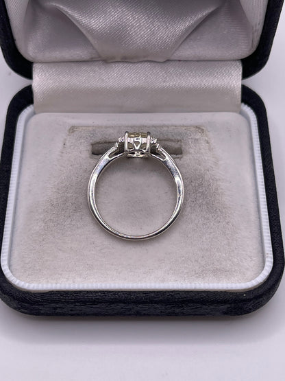 Silver gemstone ring