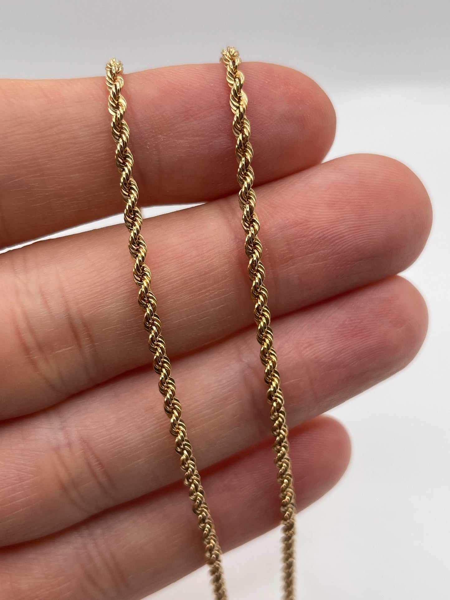 9ct gold chain 233