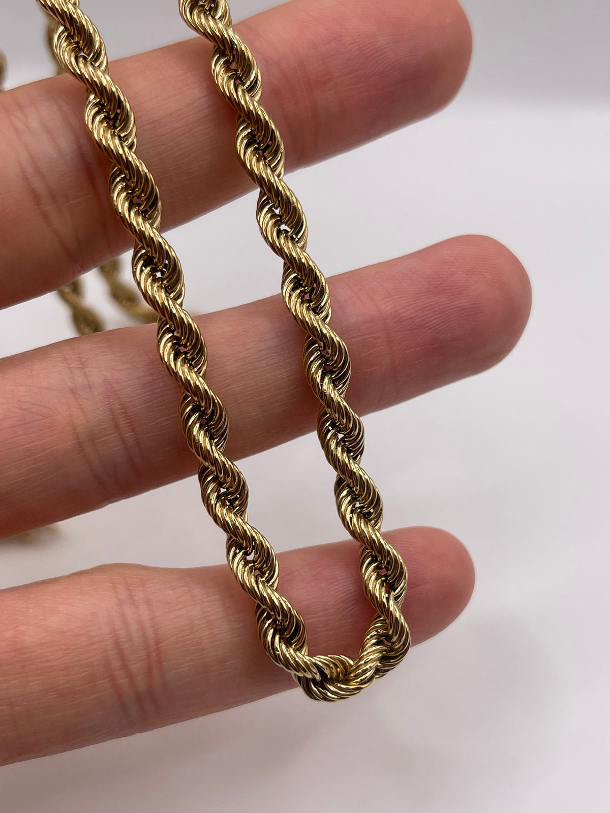 9ct gold chain 517