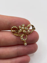 Load image into Gallery viewer, Antique 15ct gold pearl brooch
