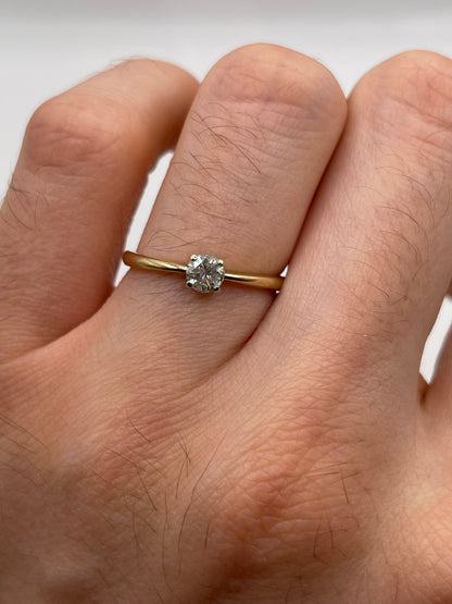 9ct gold 25 point diamond ring
