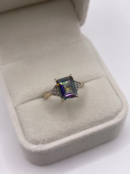 9ct gold mystic topaz and diamond ring