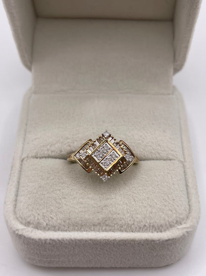 9ct gold diamond cluster ring